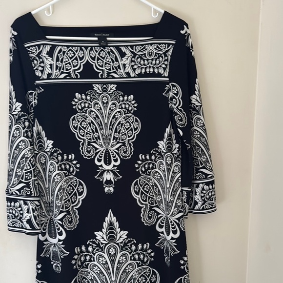 White House Black Market Black and White Dress - Picture 1 of 5